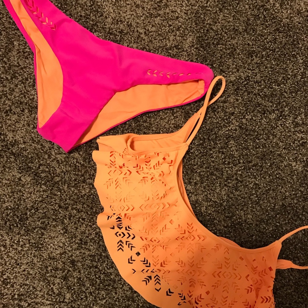 Bathing suit
